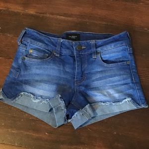 💓Celebrity Pink💕 Jean Shorts